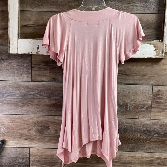 Moa Moa Ladies Pearl Neckline Top, Size Small, Pink with Faux Pink Pearl - Picture 5 of 6